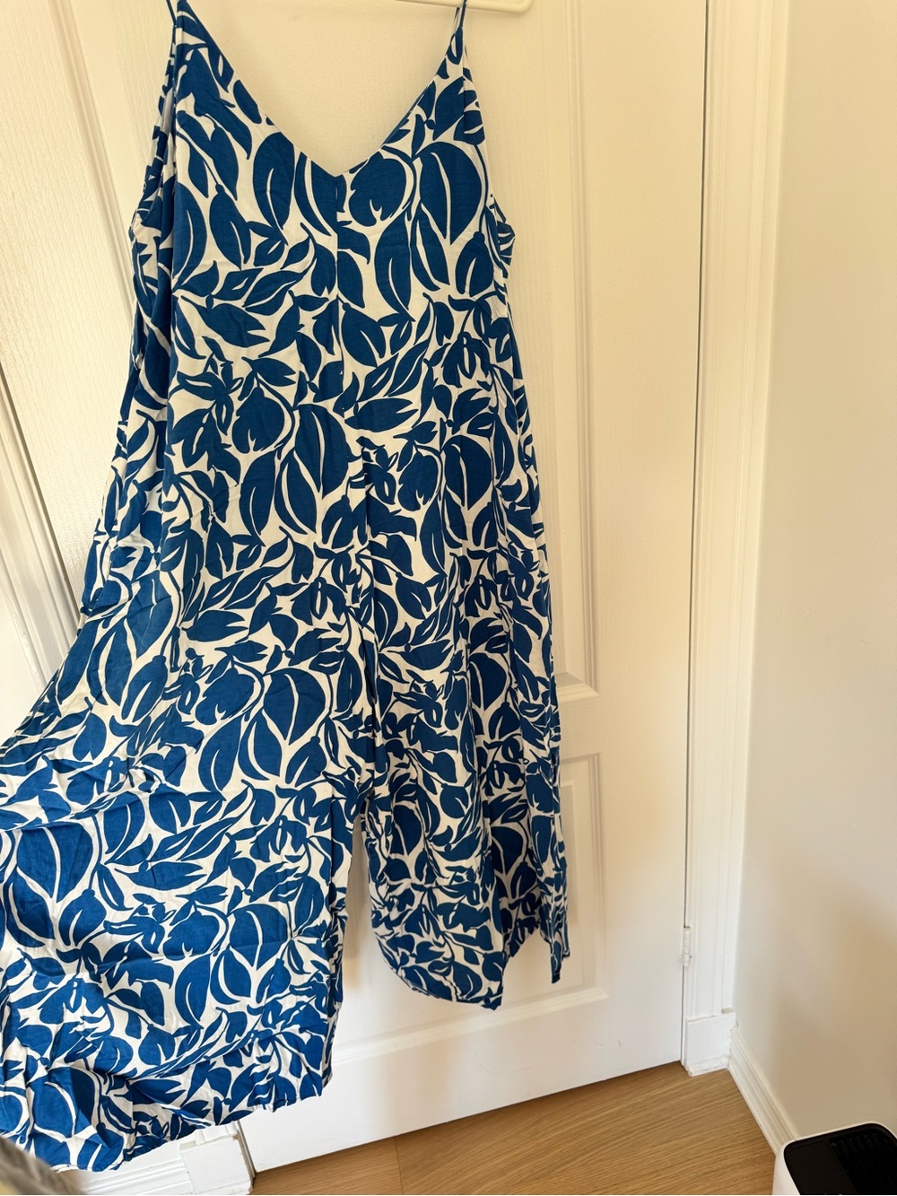 Blue & White Leaf Print jumpsuit